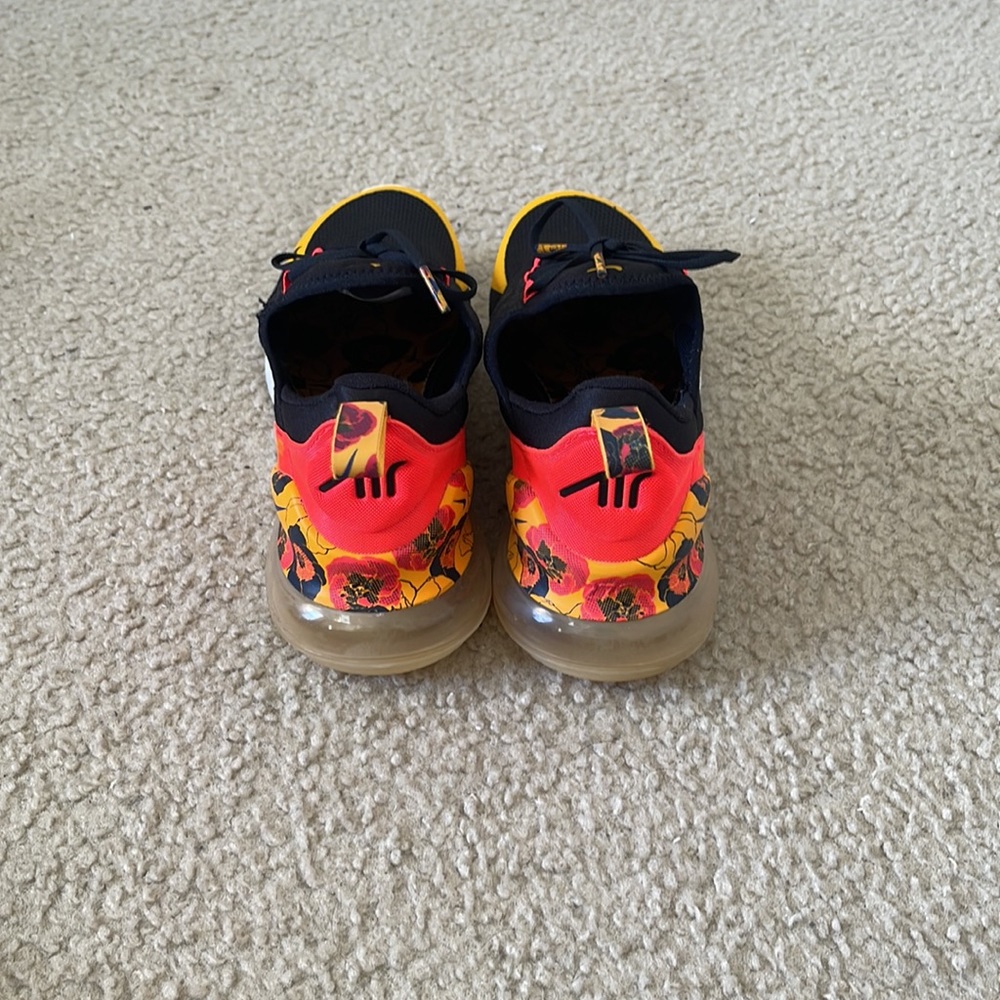 Nike Air Max 270 SE - Picture 3 of 8